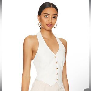 x REVOLVE Quincy Vest in Ivory
Amanda Uprichard
L